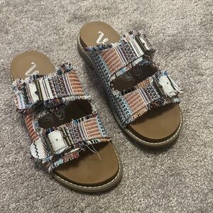 Women's Multicolor Frayed Double-Buckle Slide Sandals